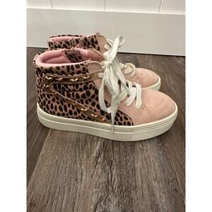 Mia Kids Ryder high tops size 2 in pink